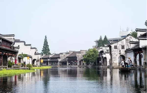南浔古镇一日游怎么玩？小莲庄·张石铭旧宅·刘氏梯号·百间楼·红房子·夜景全攻略