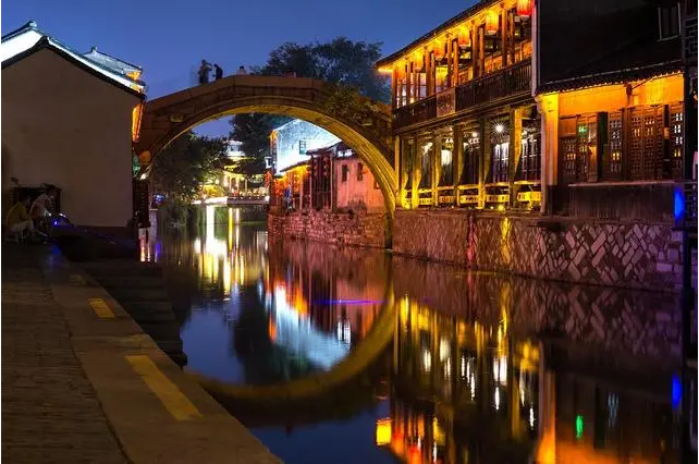 南潯夜色